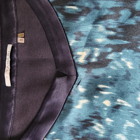 Too small - Picture 2 of 3